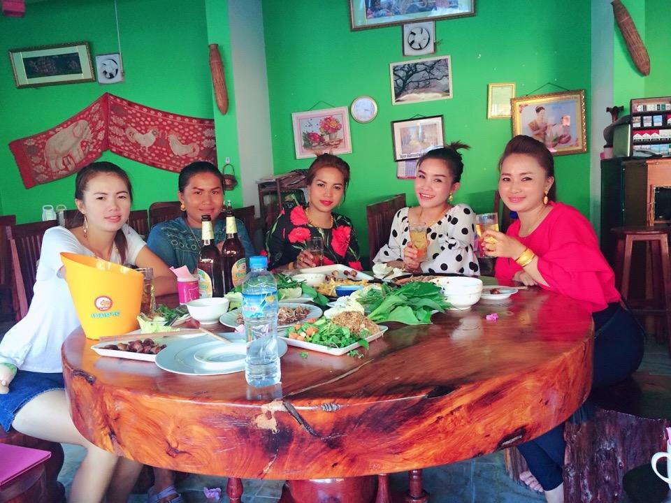 Phonemany Pensión Muang Pakbèng Exterior foto