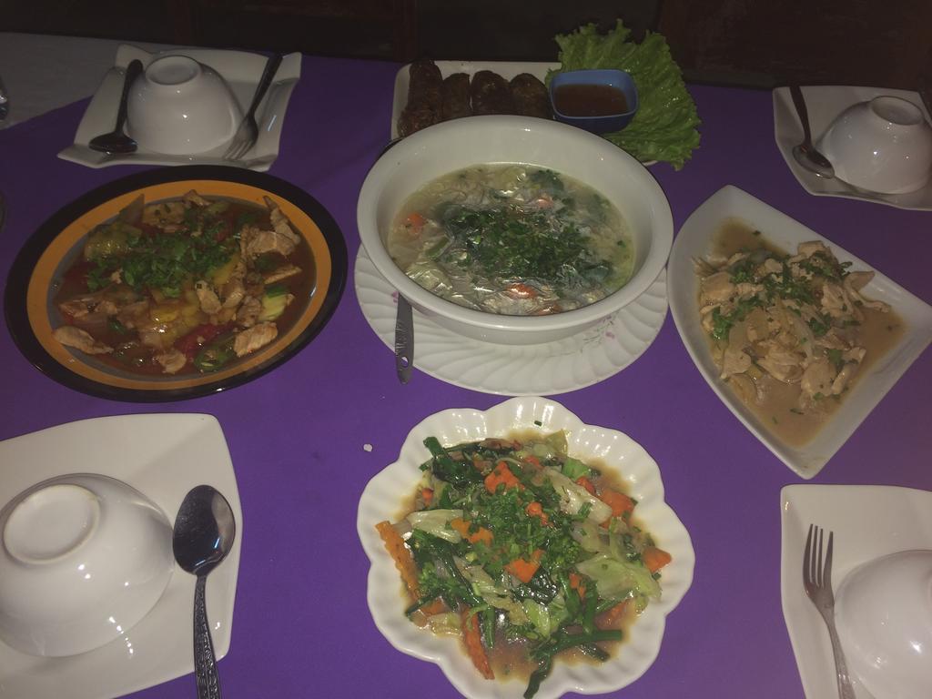 Phonemany Pensión Muang Pakbèng Exterior foto